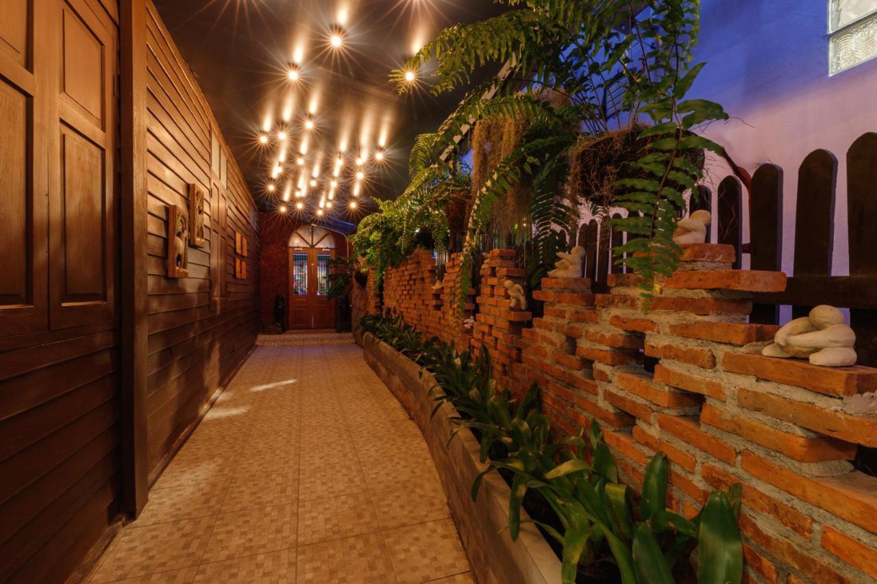 הוסטל צ'יאנג מאי Ilili House מראה חיצוני תמונה